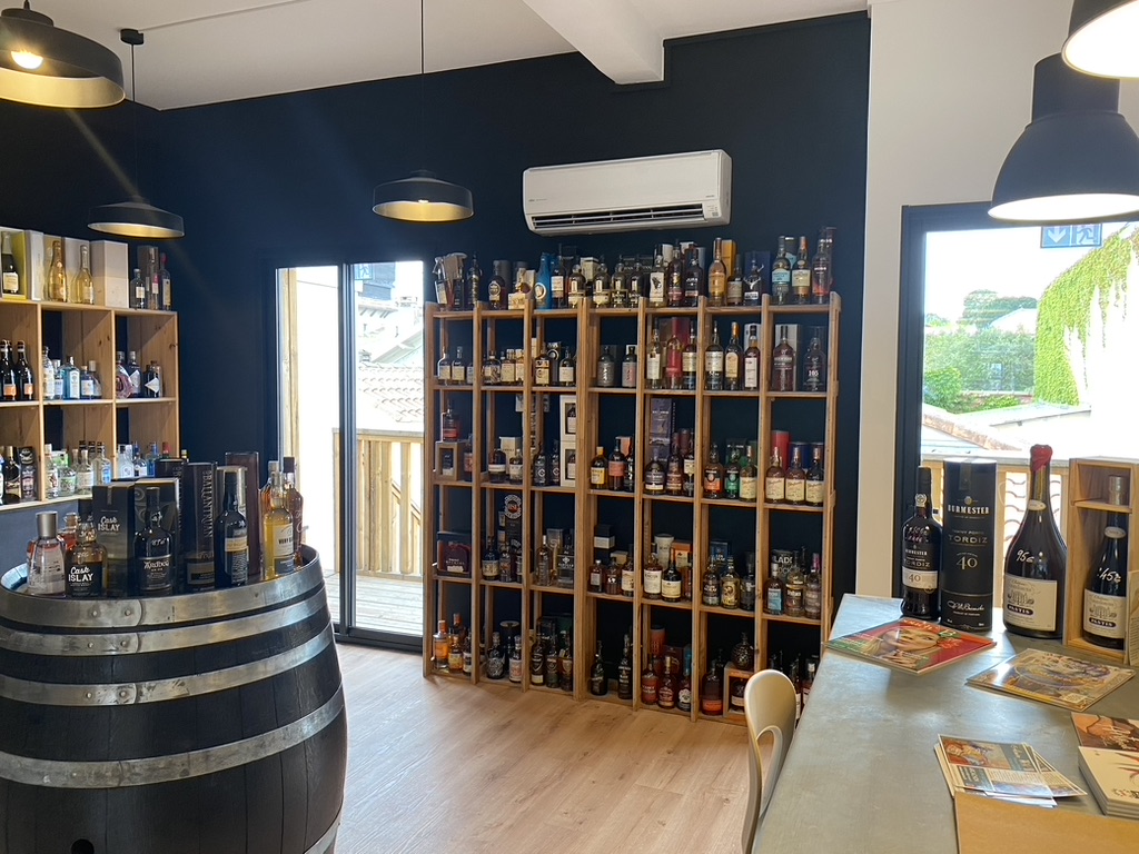 La Cave des Darons Arcachon — photo 043